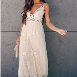 VICI Exclusively Yours Lace Mixed Fabric Maxi Dress
